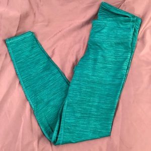 Old navy go dry active leggings